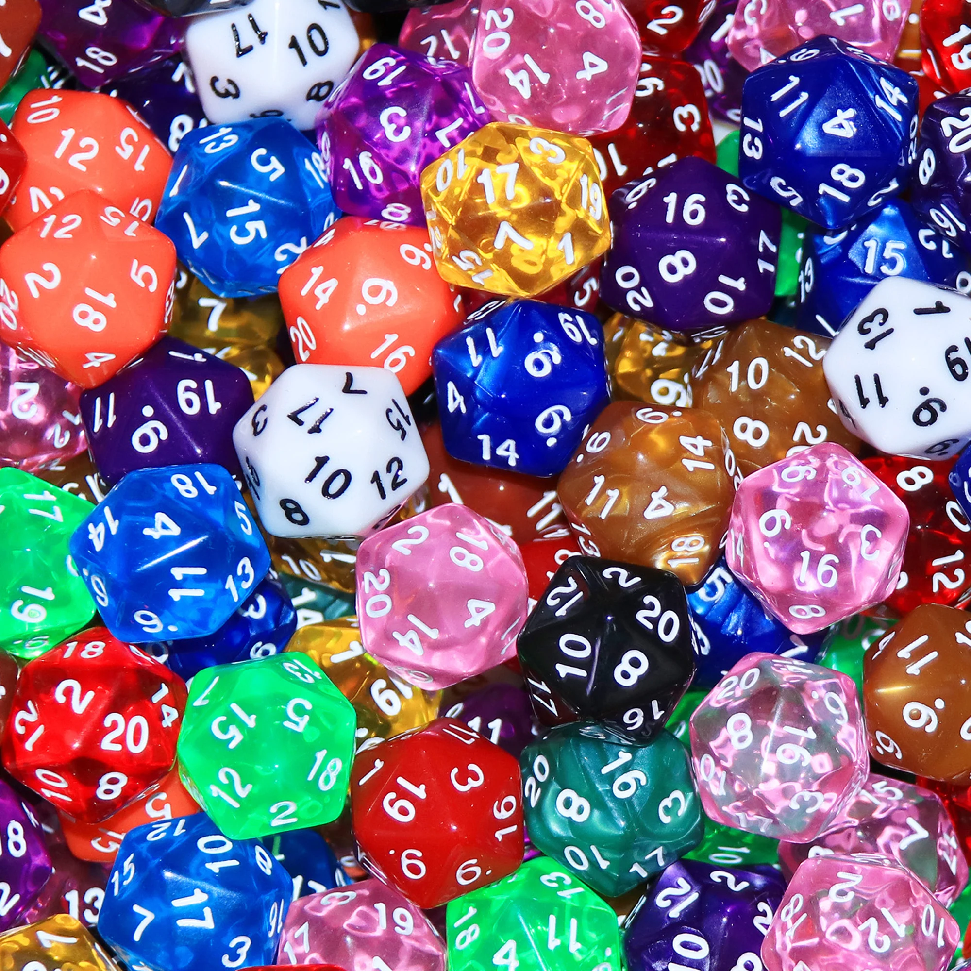 Игровые кости 20 мм D20