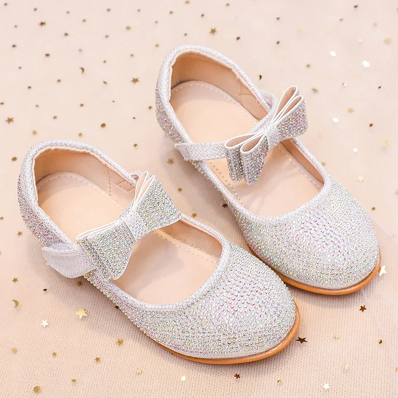 

Детские Модные Туфли Мэри Джейн для девочек с бантом и кристаллами, весна 2023, на низком каблуке, новинка, туфли принцессы на липучке для свадебных торжеств