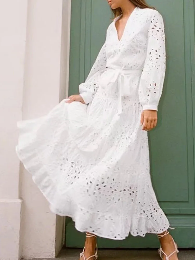 

Kumsvag 2022 Summer Women Vintage MIDI Dress White V-Neck Hollow Out Embroidery Sashes Female Elegant Party Dresses Clothing