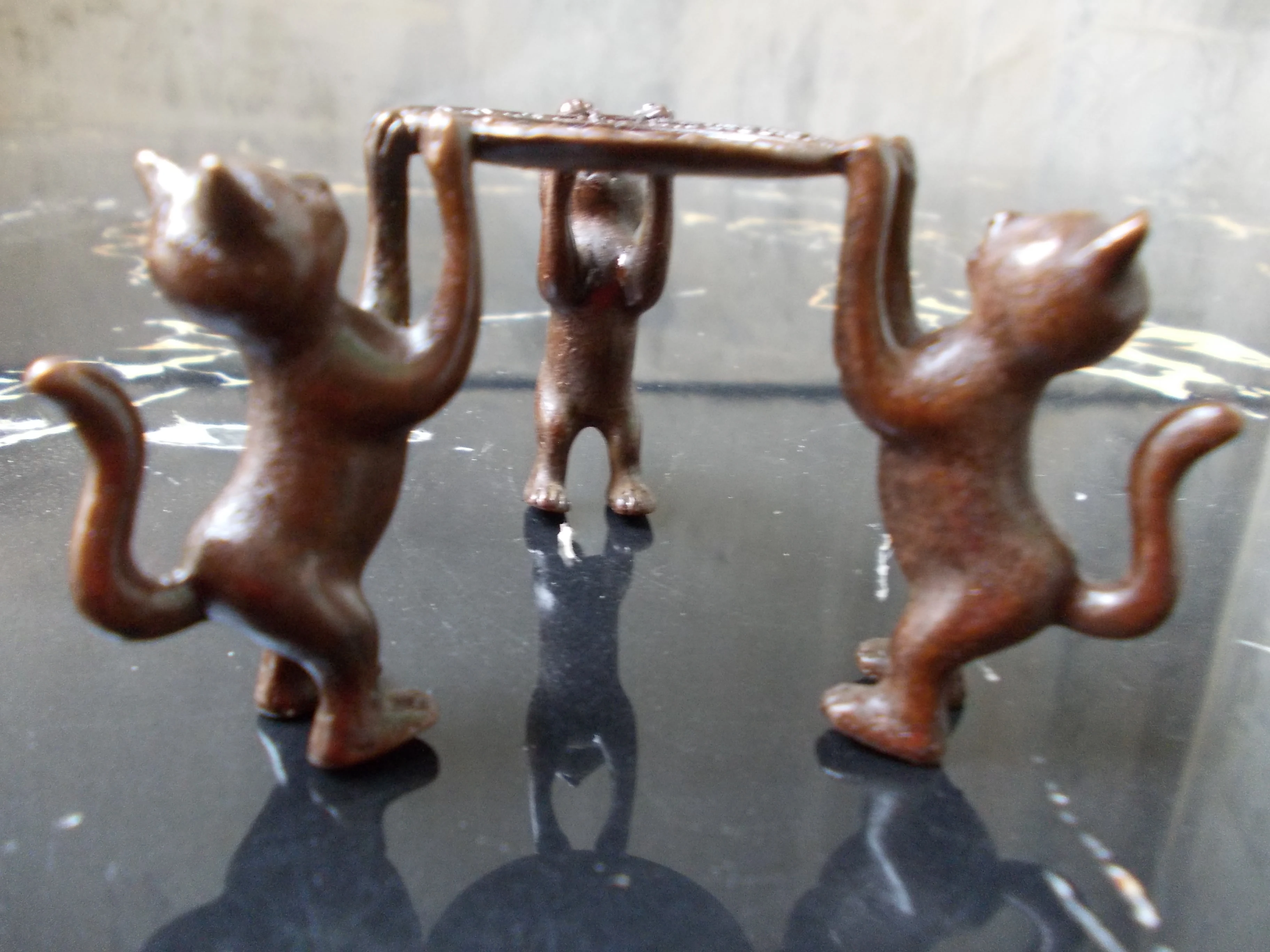 

Набор медных крышек для кошек, твердая железная крышка для кастрюль, ручная работа, медные аксессуары, поддержка трех кошек, штатив, крышка д...