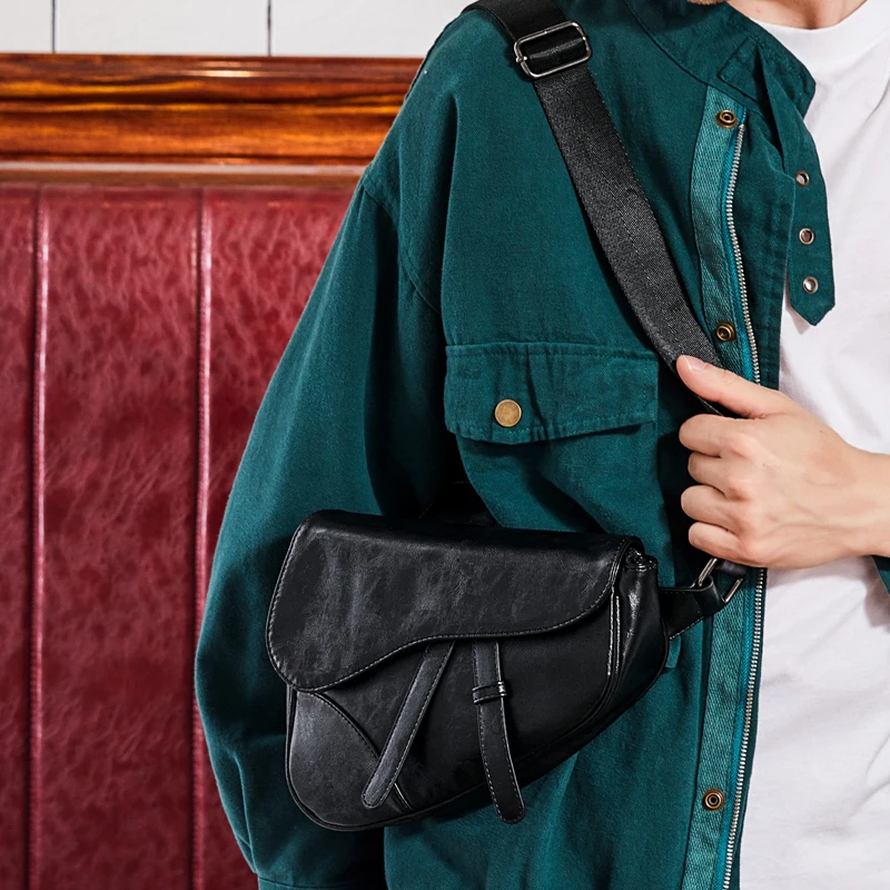 Messenger Bag men's single shoulder bag leisure chest bag leather men's small satchel youth saddle bag student fashion new style