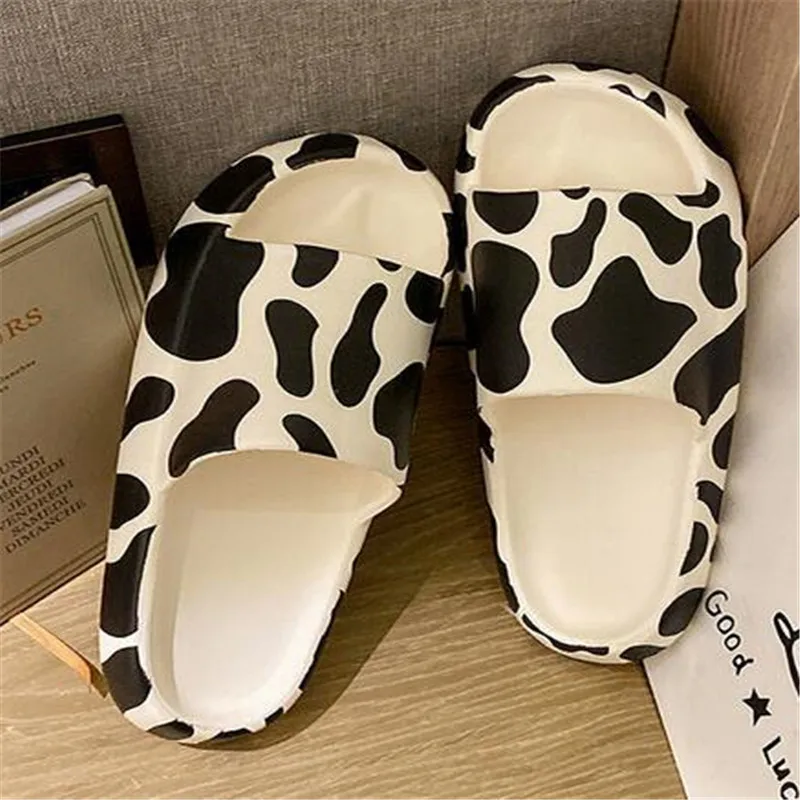 

Summer Home Cow Pattern Women Slippers Black White Thick Sole EVA Girls Platform Shoes Outdoor Cartoon Ladies Beach Slides