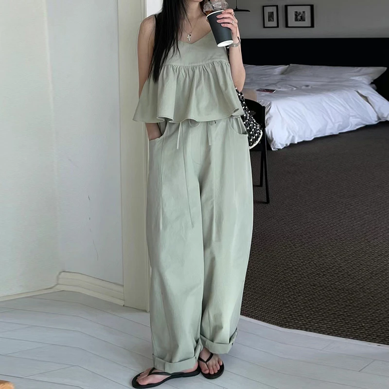

Clothland Women Chic Camis Suit Sleeveless V Neck Blouse Shirt Long Wide Leg Trousers Summer Two Piece Set TZ972