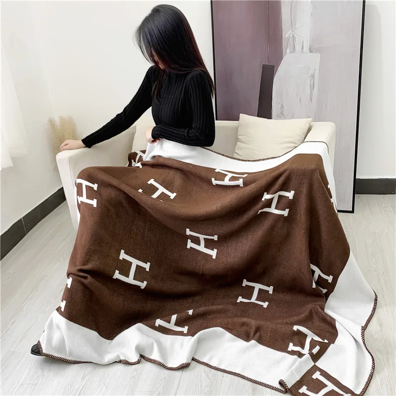 

Luxury Designer Blanket Fashion Plaid H Crochet Sofa Cover Warm Scarf Shawl Cashmere Blend Throw Picnic Blanket For Beds sofas