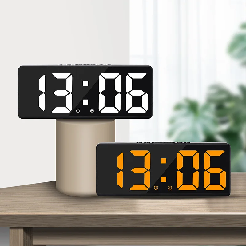 

Voice Control Digital Alarm Clock Temperature Snooze Night Mode Desk Clock 12/24 Hours Anti-jamming Down LED Large Screen