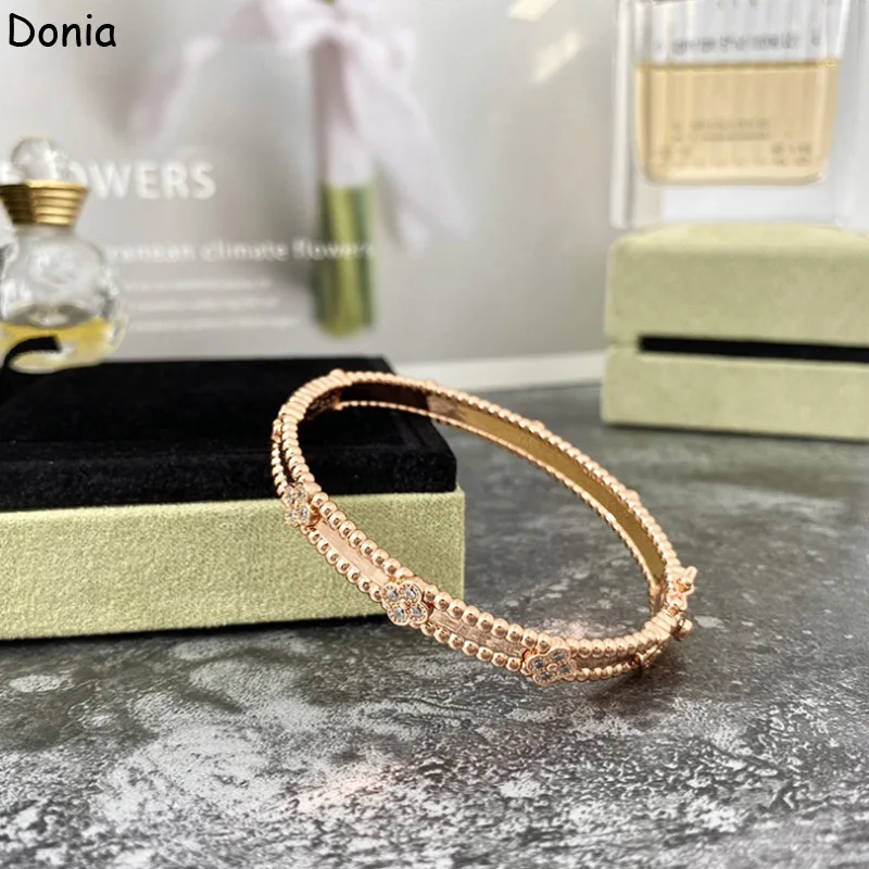 

Donia jewelry European and American fashion four-leaf flower copper micro-inlaid zircon ladies flower bracelet luxury bracelet