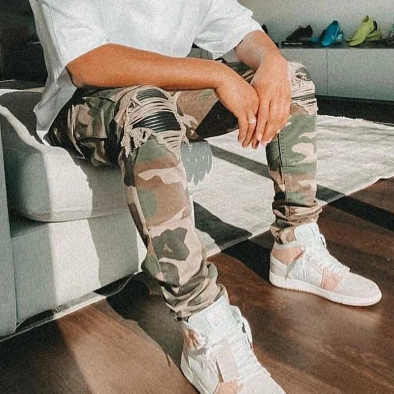 Fashion Designer Men Jeans Camouflage Elastic Slim Fit Hole Ripped Jeans Men Big Pocket Cargo Pants Hip Hop Brand Pants Hombre