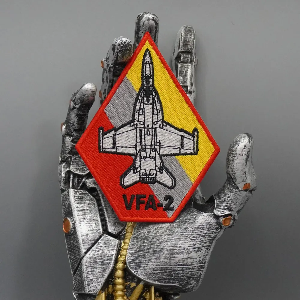 Фото Тактические нашивки для вышивания Fighting Redcocks VFA-22, изысканные и качественные, используемые для одежды, спинки с крючками или шитья. №2