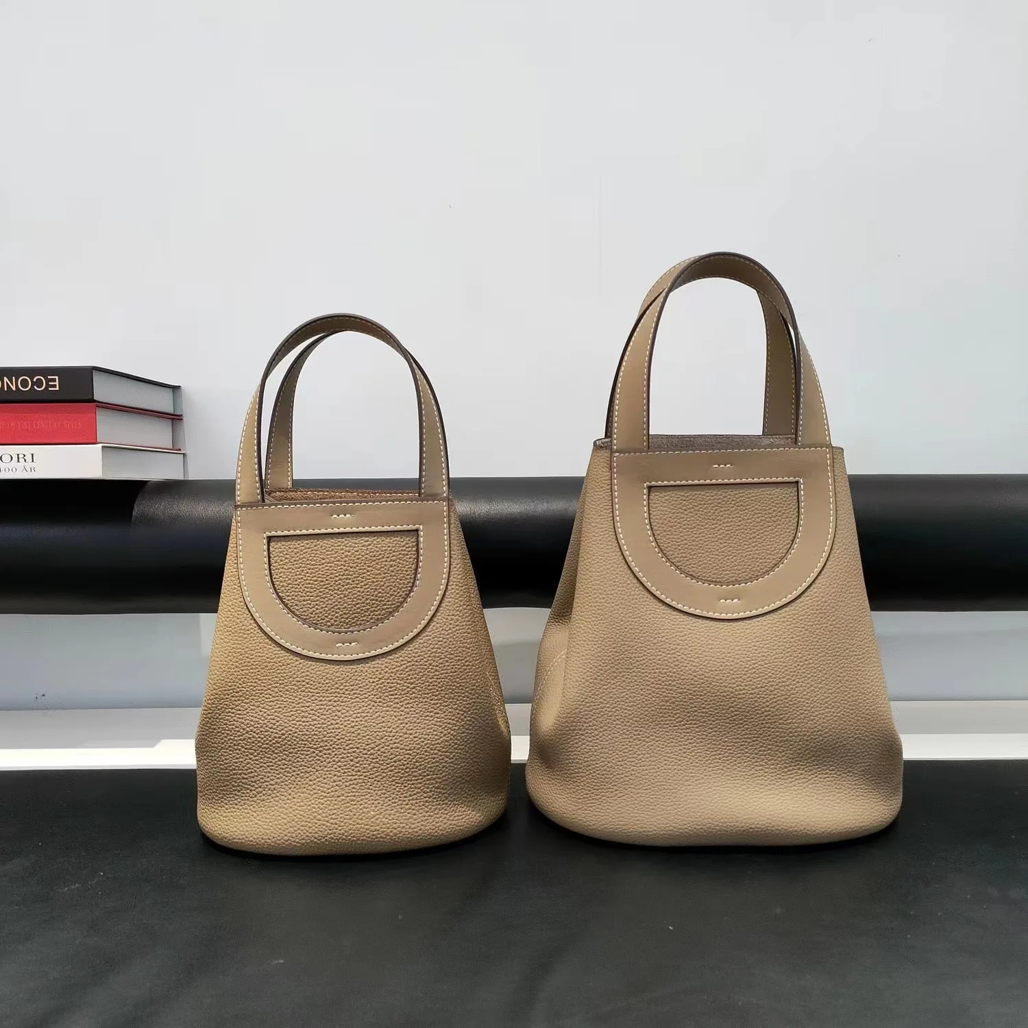 

Genuine Leather Bag 2023 Small Focus New Togo Cowhide Pig Nose Vegetable Basket Bucket Bag Premium Crossbody Handbag