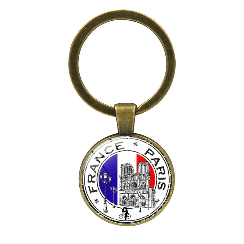 Брелок с эмблемой Парижа в ассортименте
