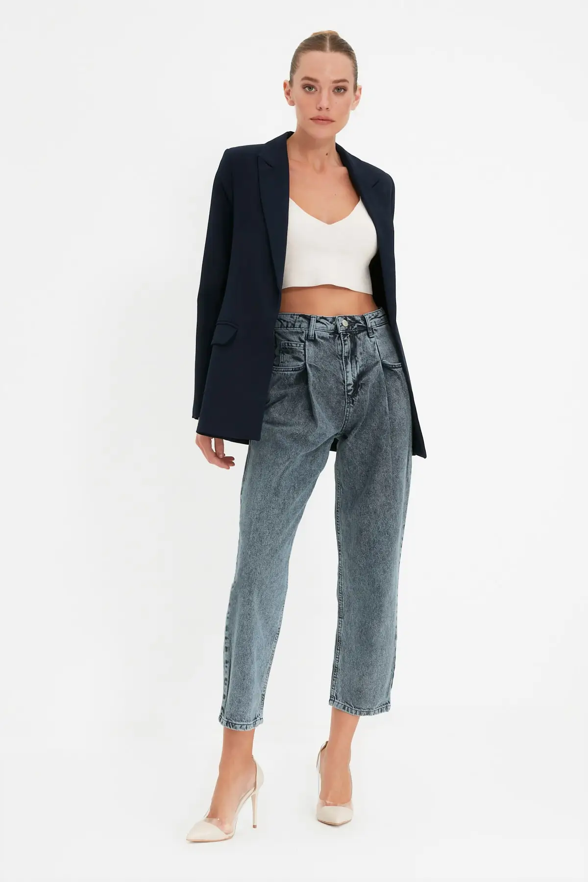 

Trendyol Collet Detailed High Bel Straight Jeans TWOAW22JE0895