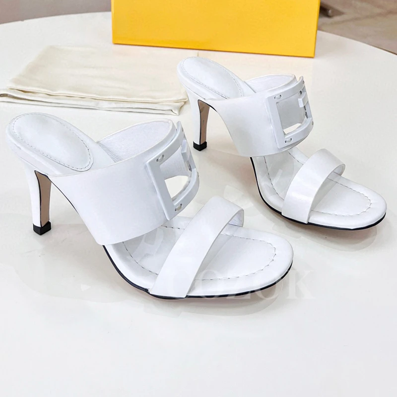 

2023 Women Slippers Summer New Hollow Upper One Strap Design Banquet High Heel Sandals Round Head Open Toe Ladies Pumps