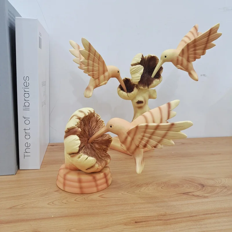 

Resin Wood Craft Flying Bird Woodpecker Home Office Desk Literary High-end Decoration Decorate Room Decor Accessories Figurine