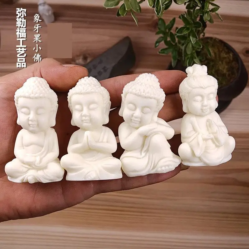 Миниатюрная статуя Будды цвета слоновой кости с изображением фруктов