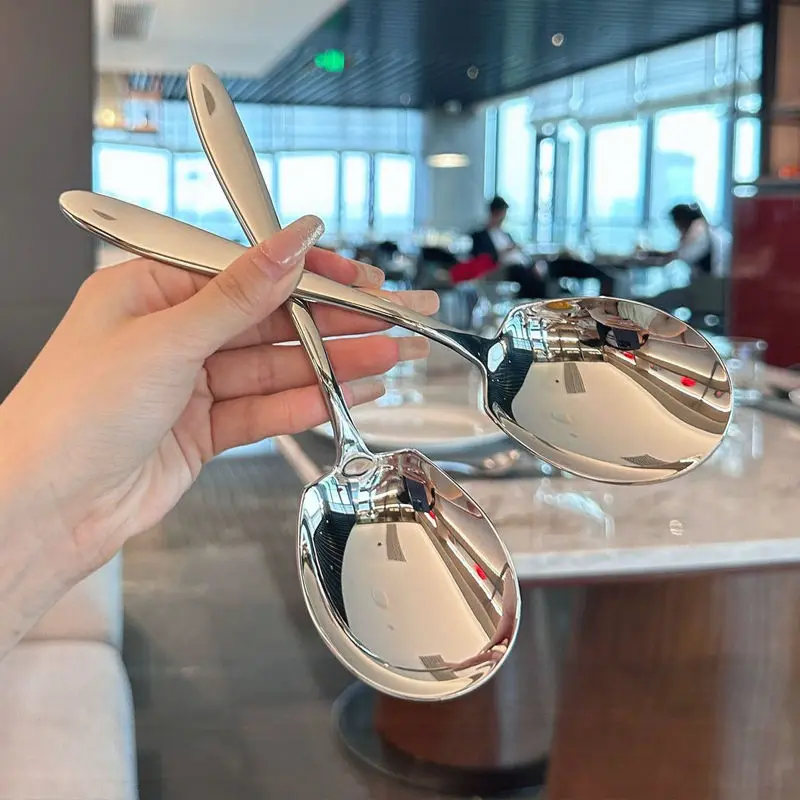 Утолщенная большая сервировочная ложка металлическая кухонная из нержавеющей