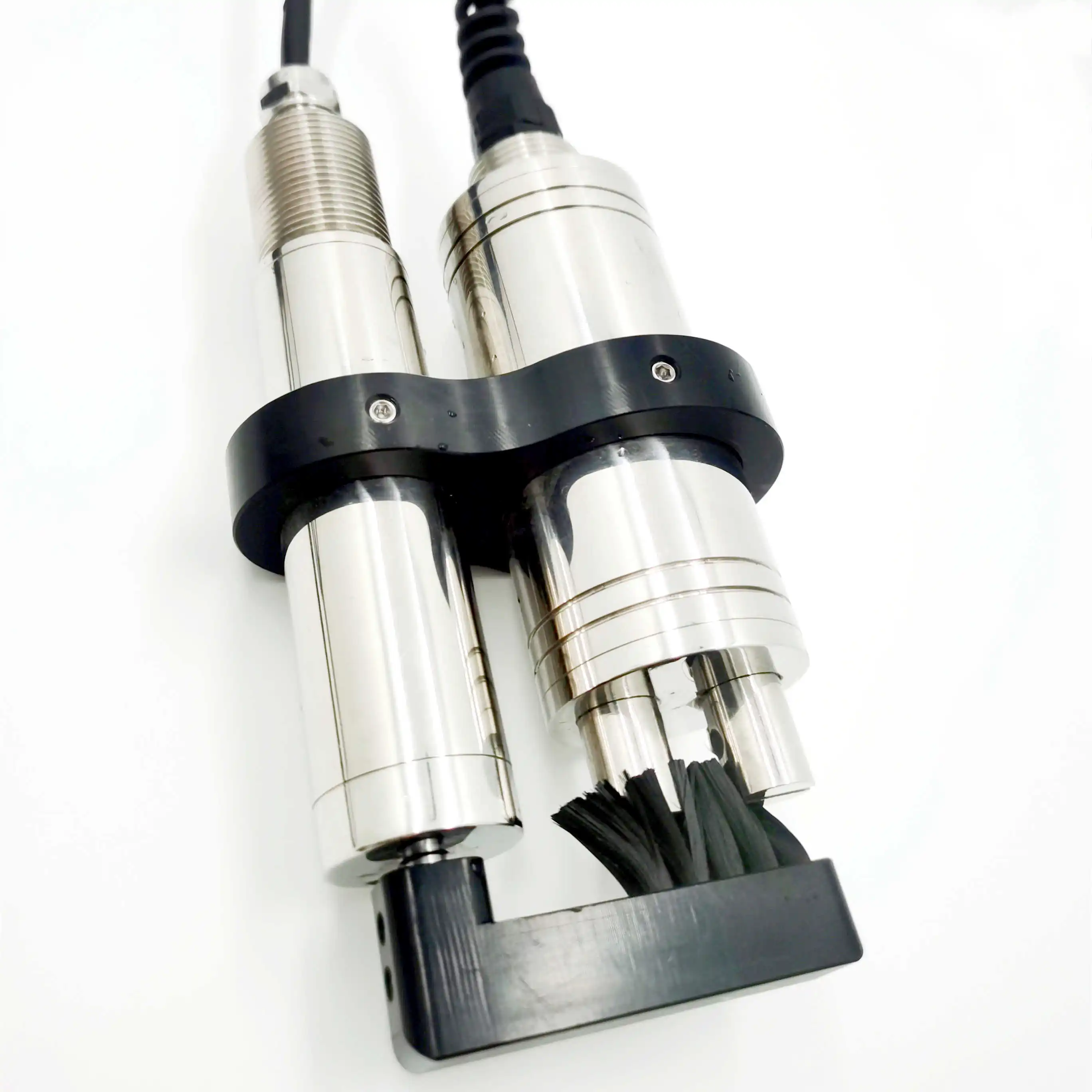 

Self Cleaning Water Suspended Solids Sensor