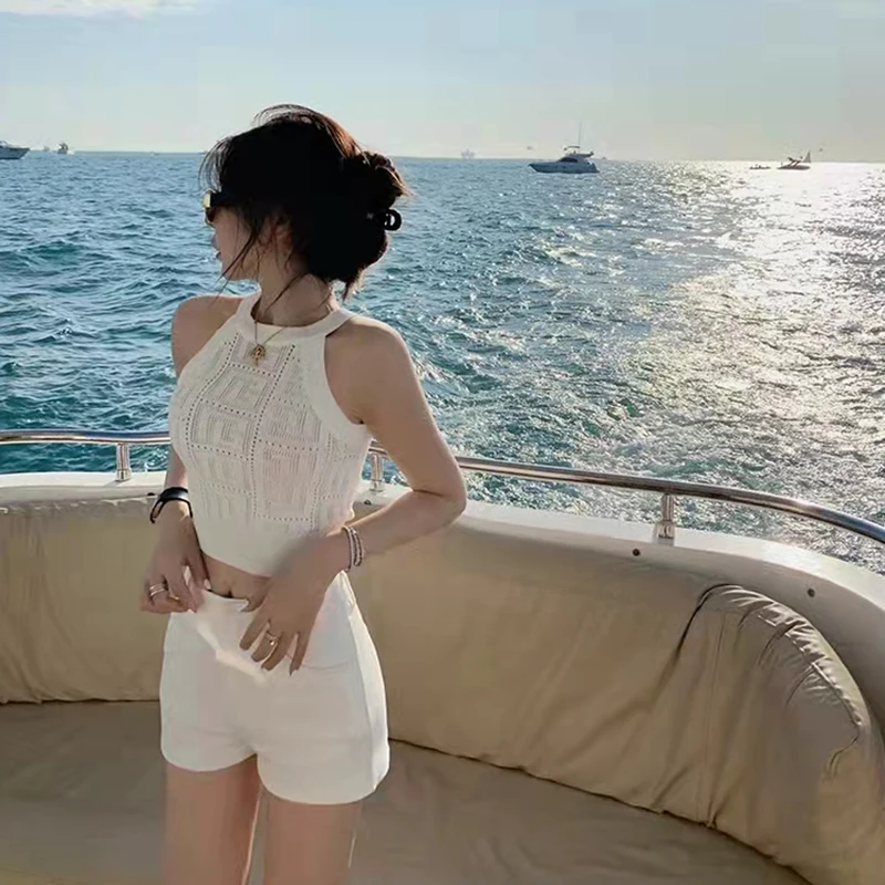 Пляжный вязаный узкий корейский корсет в рубчик с круглым вырезом укороченный