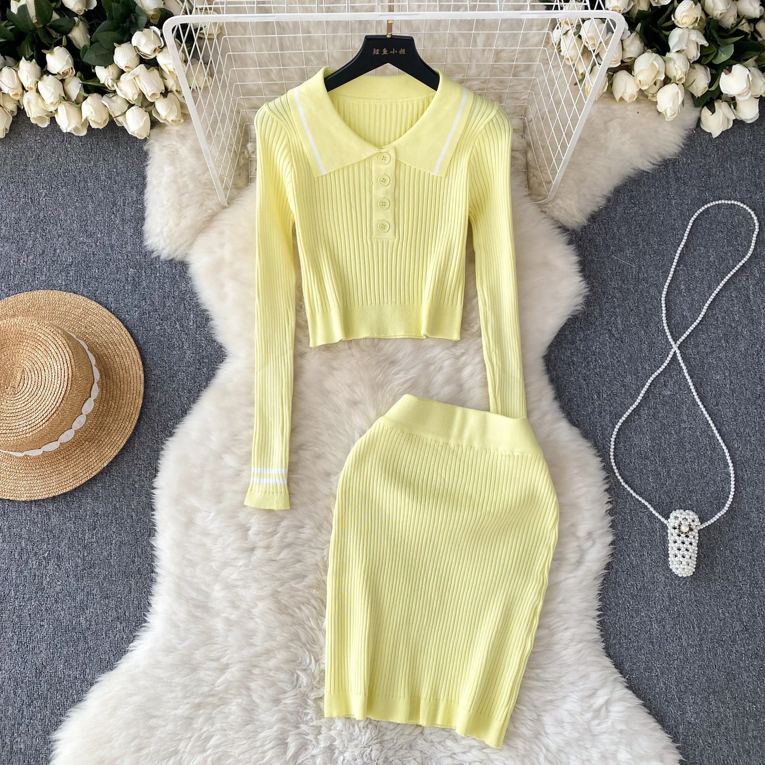

2023 New Autumn Fashion Women Turn Down Collar Long Sleeve Buttons Short Sweater Top and Elastic Waist Mini Skirt Two Pieces Set