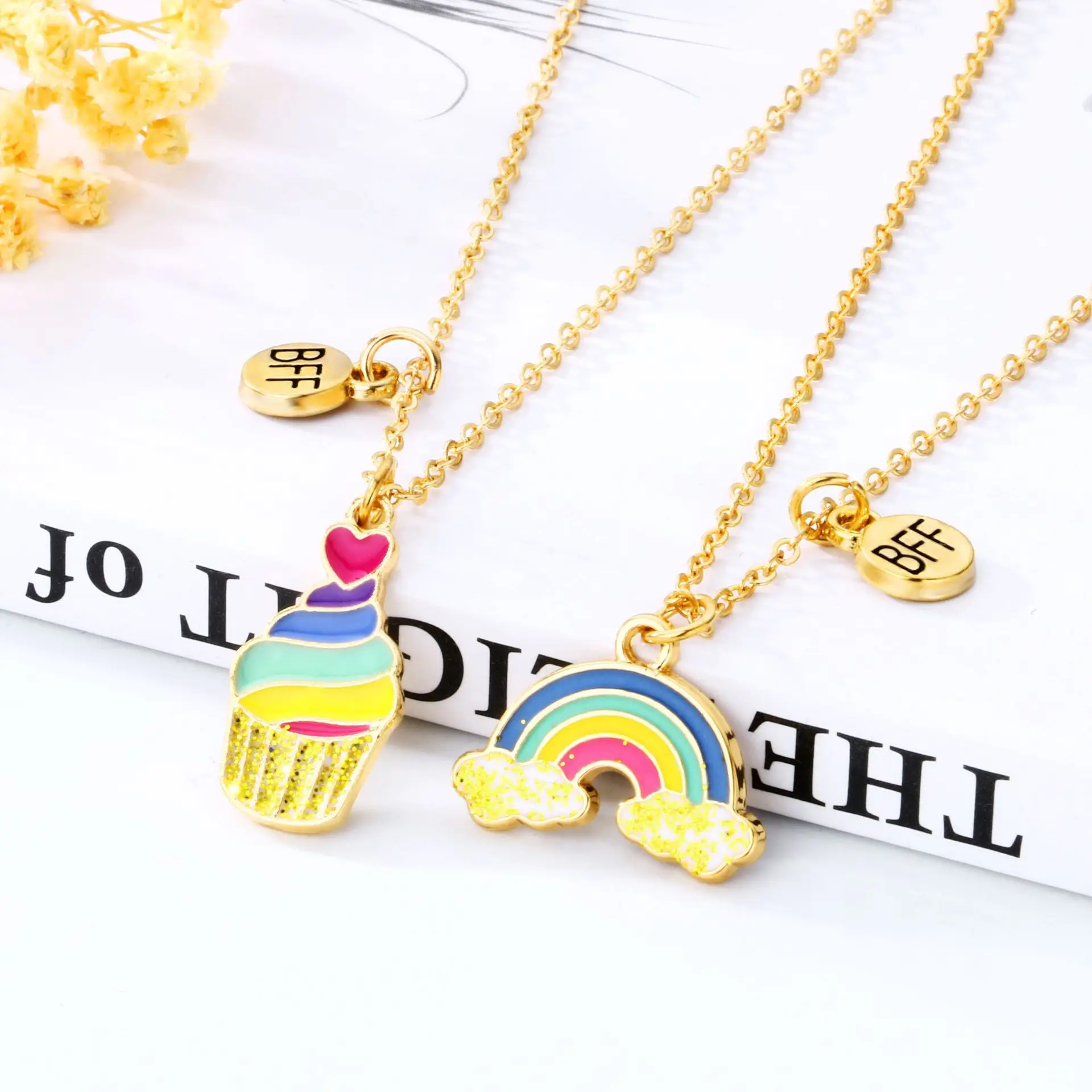 

Cartoon Fashion Rainbow Ice Cream Dripping Oil Necklace Splicing Pendant BFF Good Friend Necklace Gift