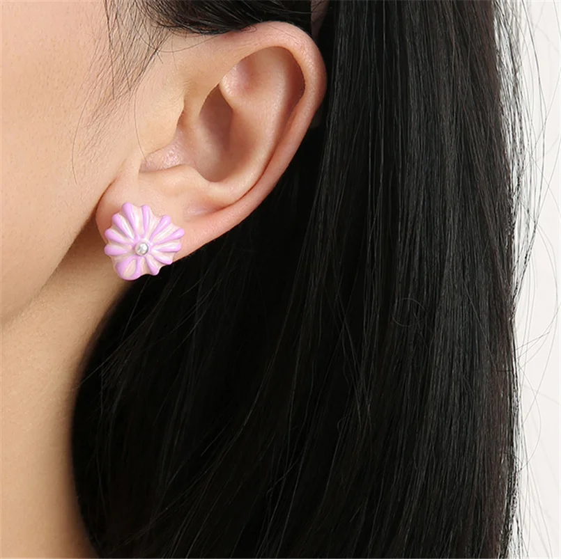 

Cute Simulated Pearl Flower Earrings For Women Purple Enamel Stud Earrings Korean Style Jewelry Gift Y2K Accessories