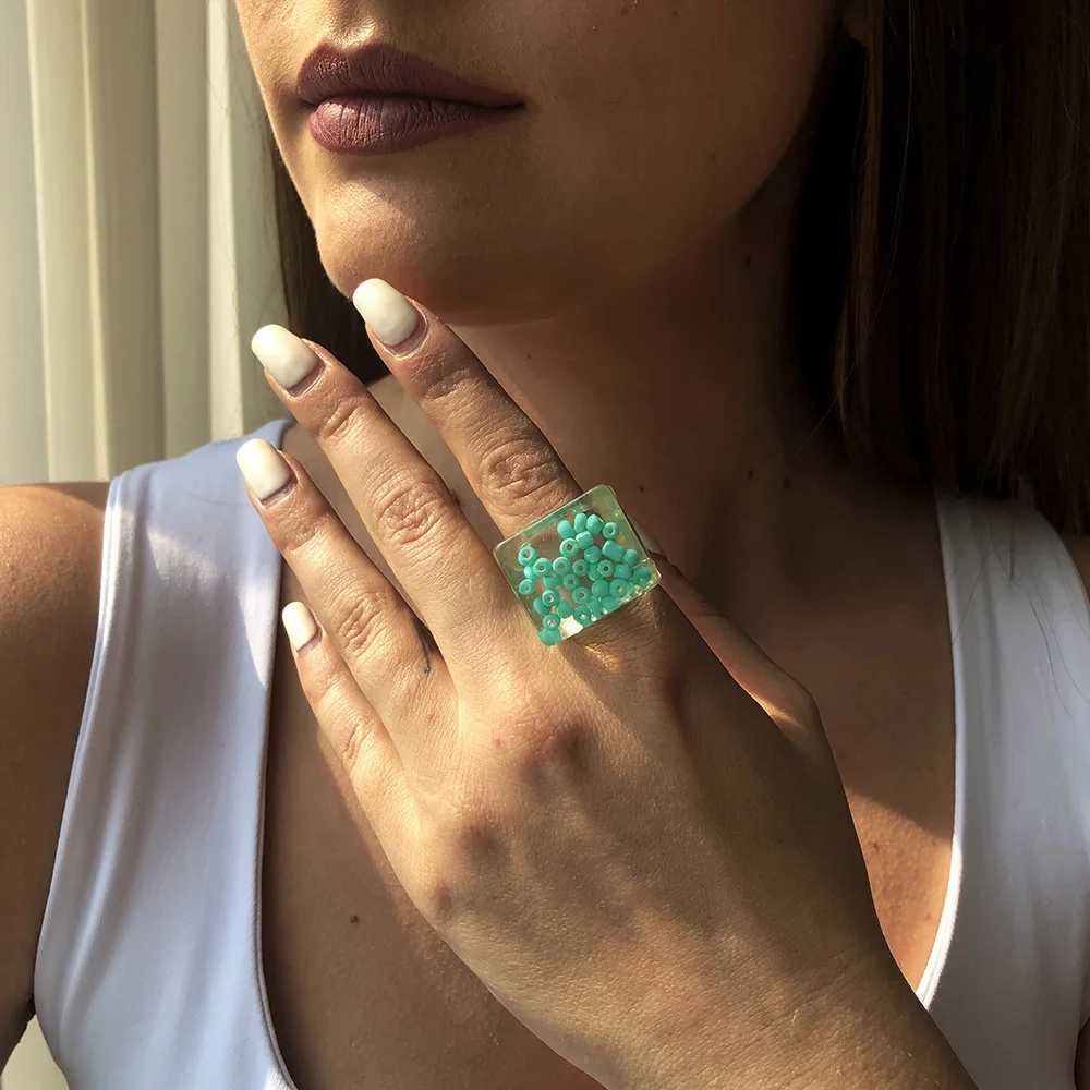 

Women's Geometric New Ring Transparent Resin Square Exaggerated Ring Inlaid With Rice Beads Creative Jewelry Gift Wholesale