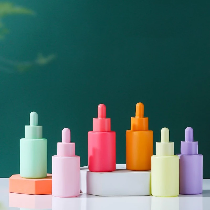 Wholesale 30ml Colorful Flat Shoulder Glass Dropper Bottle Small Frosted Glass Essential Oil Bottle Dropper Serum Oil Bottle