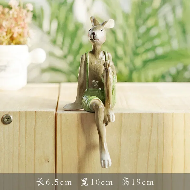 

Деревенская статуэтка кролика из смолы