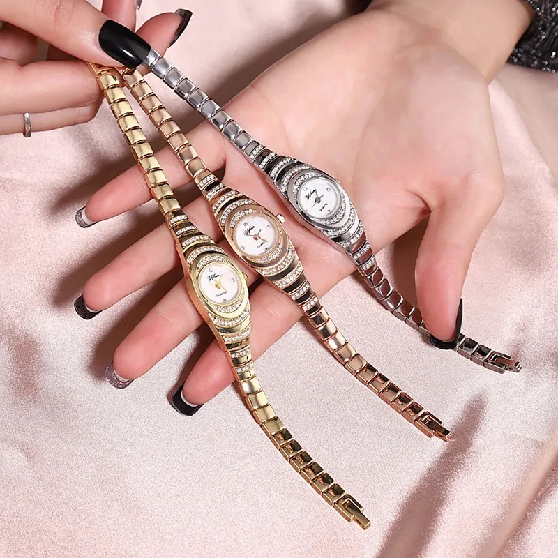 2PCS Fashion Trend Business Versatile Luxury Full CZ Set Elegant Quartz Watch Set Diamond Bracelet Set