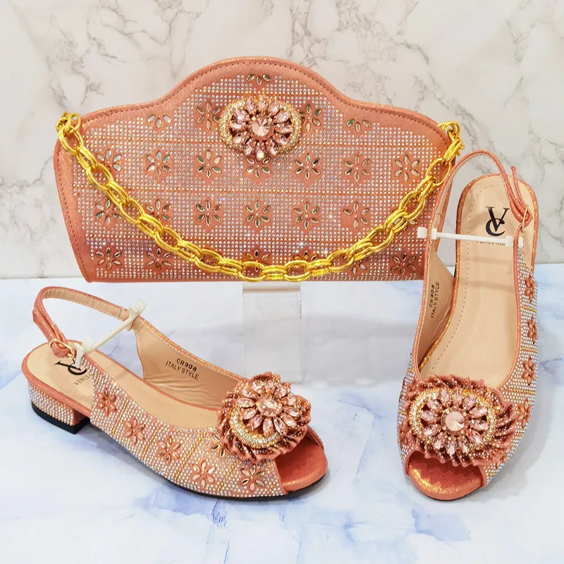 

Arican New Arrival Speical Narrow Band and Cross-tied Style Italian Design Ladies Shoe and Bag Set in Peach Color for Party