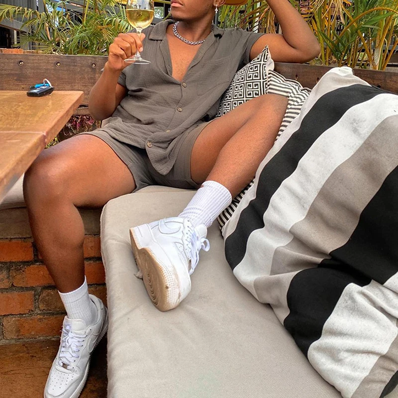 Streetwear Men Loose Beach Suits 2023 Summer Short Sleeve Lapel Button Shirts Top Solid Color Mens Shorts Outfits Two Piece Set