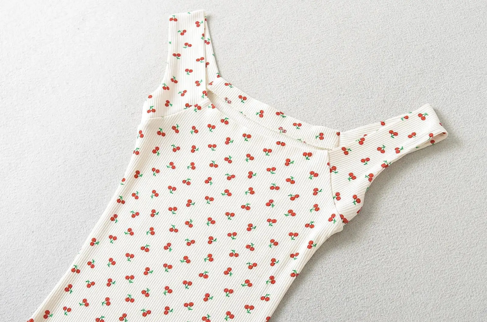 Женское трикотажное платье-чехол без рукавов эластичное облегающее мини-платье