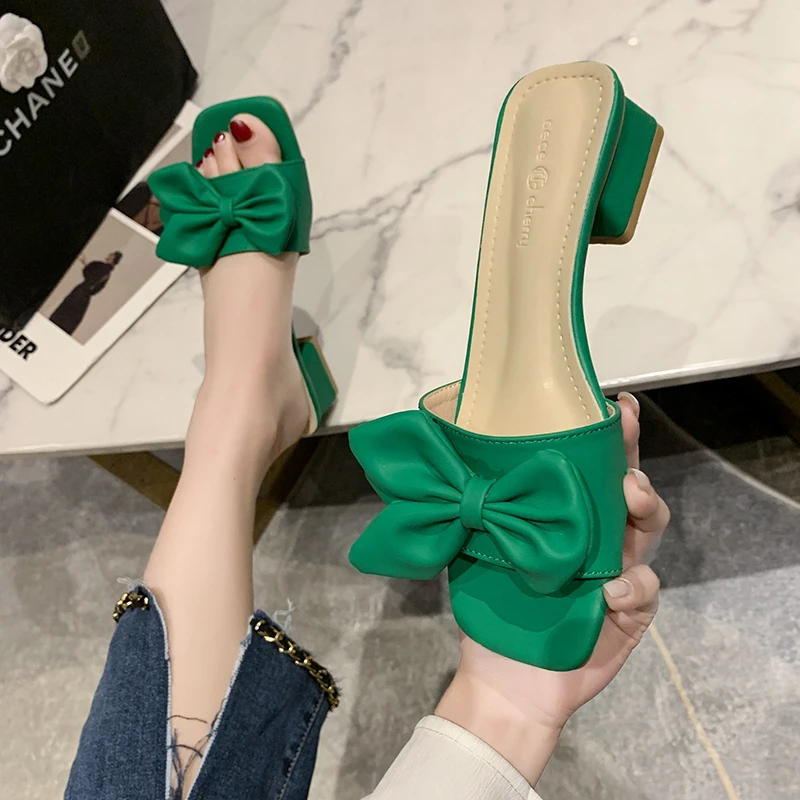 

Slippers Women Summer Slides Butterfly-Knot Med Shoes Square Heel Rubber PU Hoof Heels Butterfly-knot 2022 New DOGHC