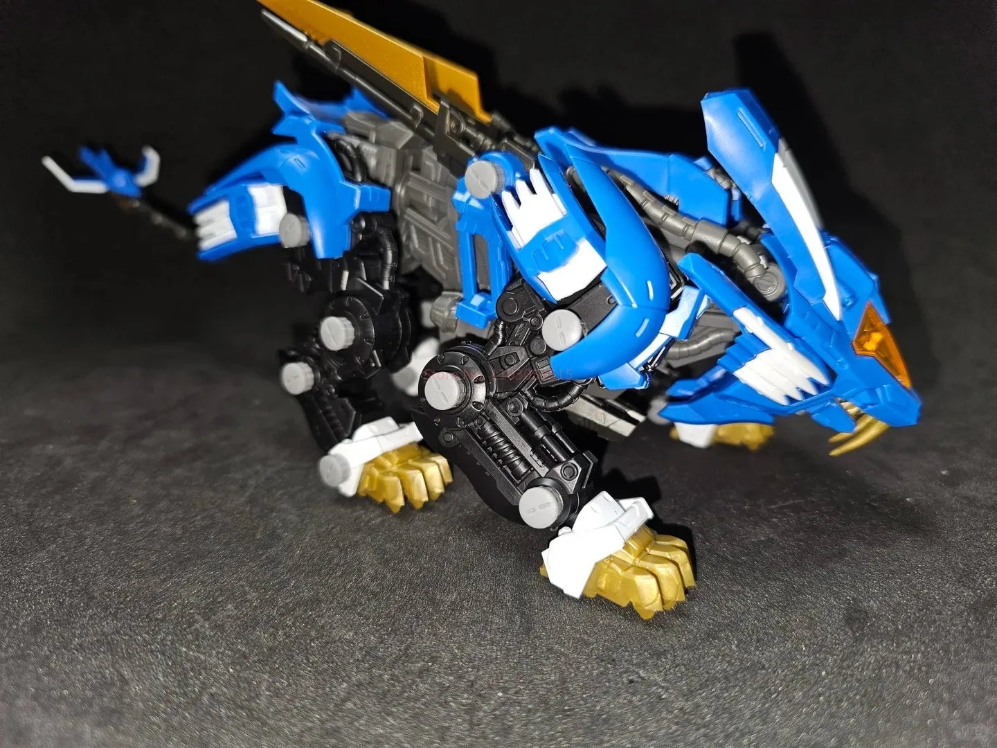 TAKARA TOMY RMZ-01/02 BLADE LIGER LION TYPE Geno Saurer масштаб 1/100 сборная модель фигурка