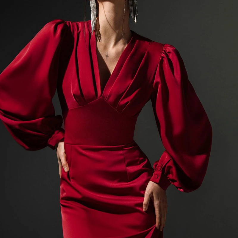 

2023 Party Elegant Women Red Dress Lantern Long Sleeve V-Neck Evening Midi Dress Ruched Sexy Dress Club Ladies Satin Dresses