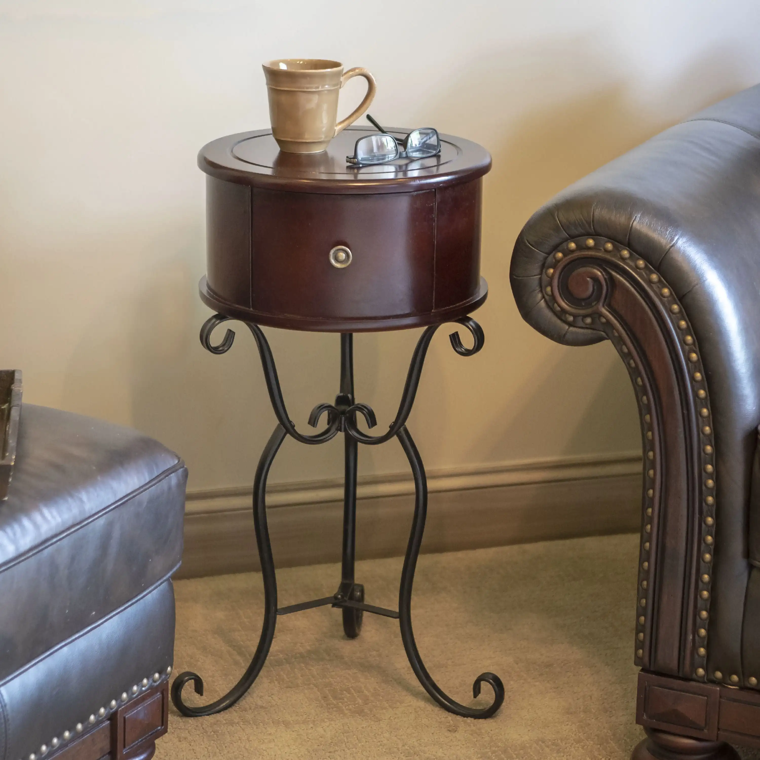 

Wilson 1 Drawer Wood and Metal Round Side Table