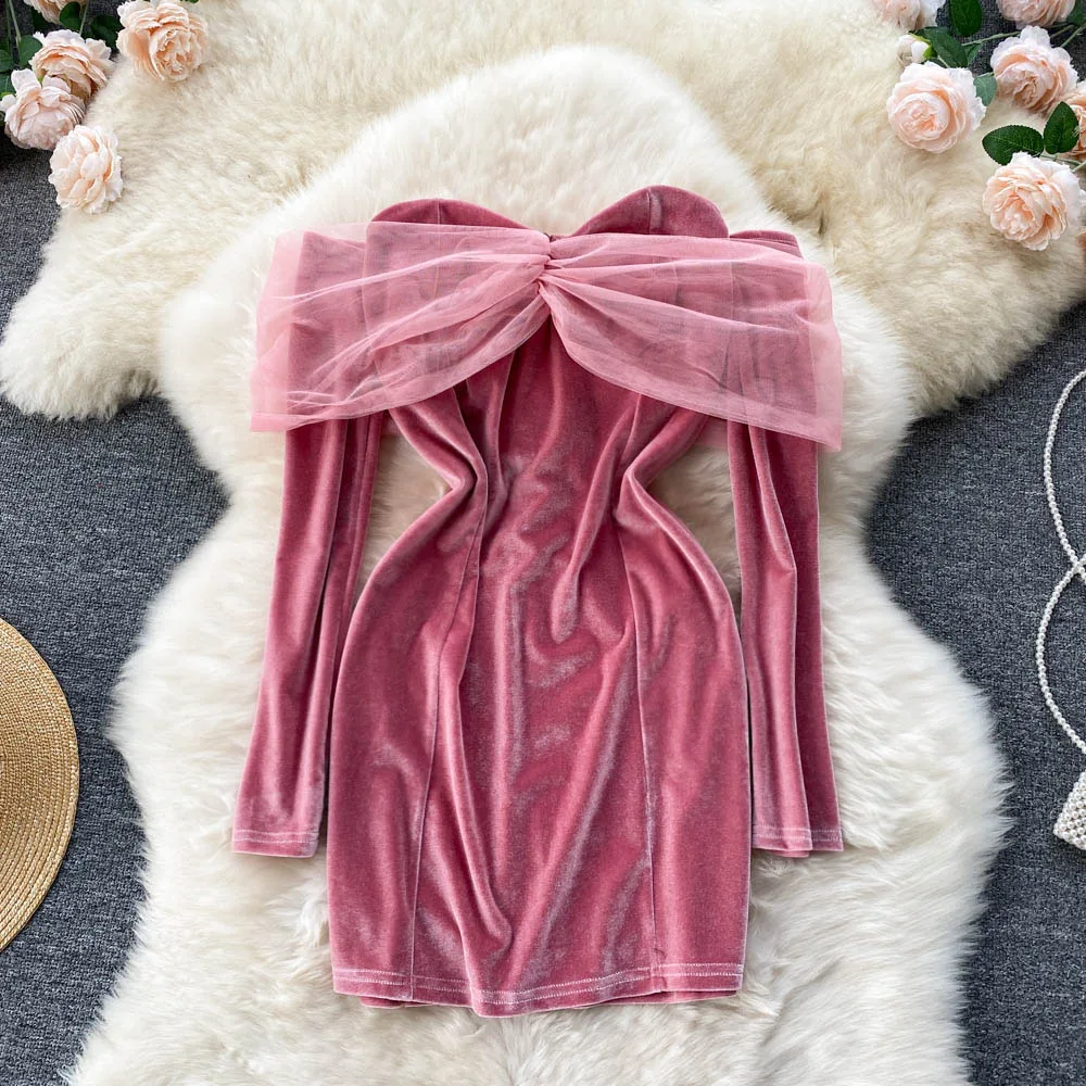 

Женское бархатное платье с открытыми плечами, на молнии, без бретелек