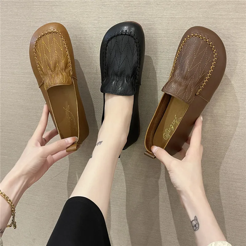 

2022 New Fashion Flats Shoes Women Flats Round Toe Black Brown Flats Casual Basic Flat Heel Size 35-40