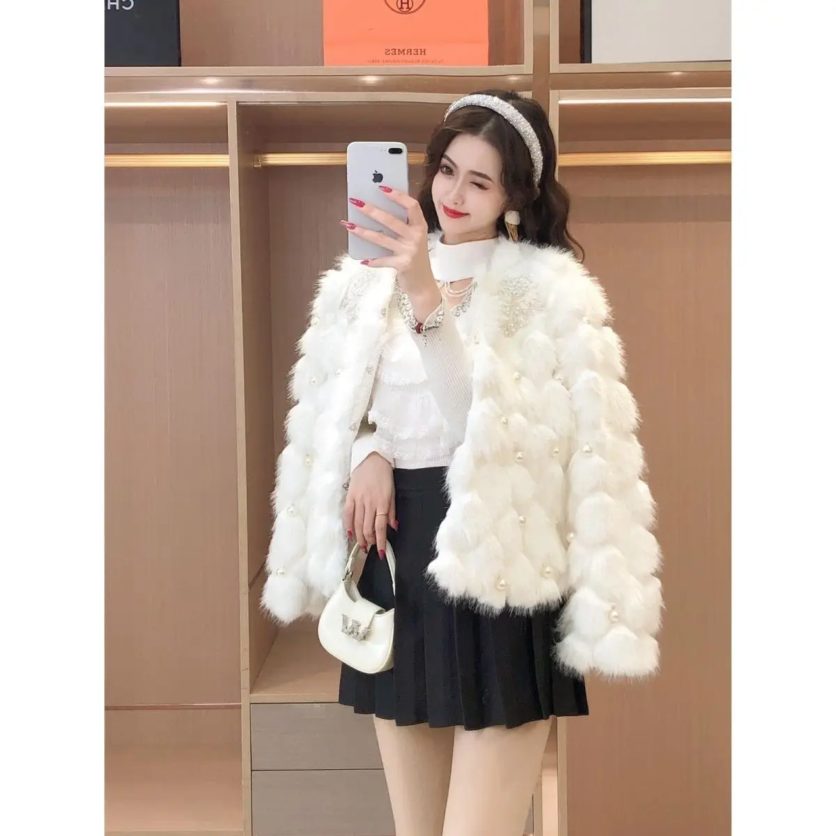 Enlarge AIXIAOJING High quality fur short coat and jacket Women's fluffy coat Fox fur coat Winter fur jacket Manto Women's