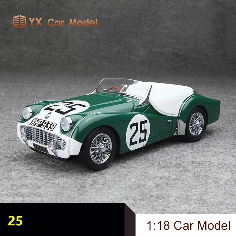 

KYOSHO 1:18 metal car model Triumph classic car model Le Mans alloy simulation car model