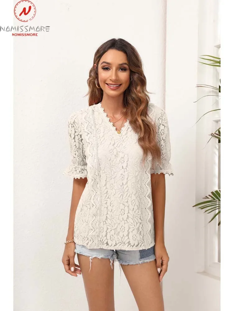 

Модные женские летние однотонные футболки лоскутный Дизайн Кружевной декор V-образный вырез рукав-бабочка тонкие пуловеры Топ