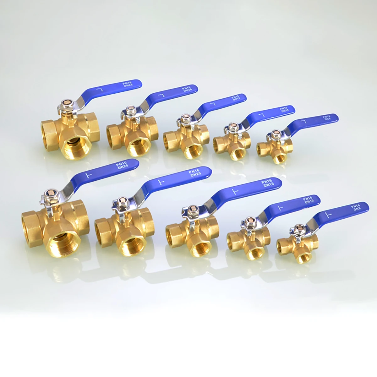 

Латунный трёхходовой шаровой кран BSP 1/4"-1"
