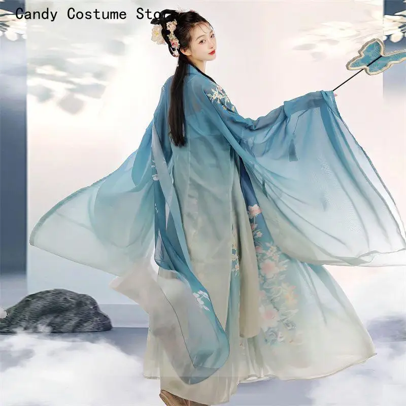 Рисунок 3 - Hanfu синие и красные наборы для