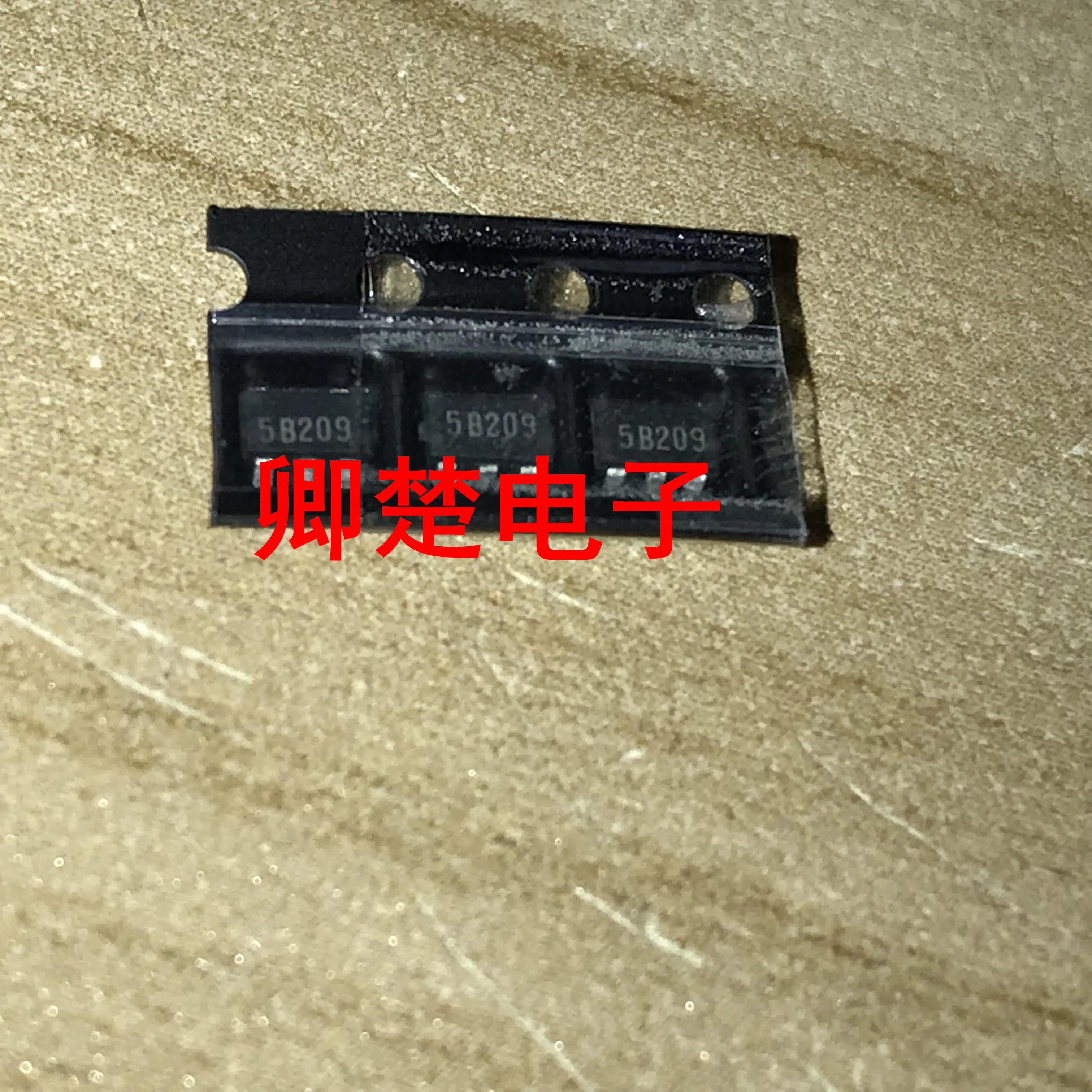 

30pcs original new XC9236A12CMR SOT23 typing 5B209
