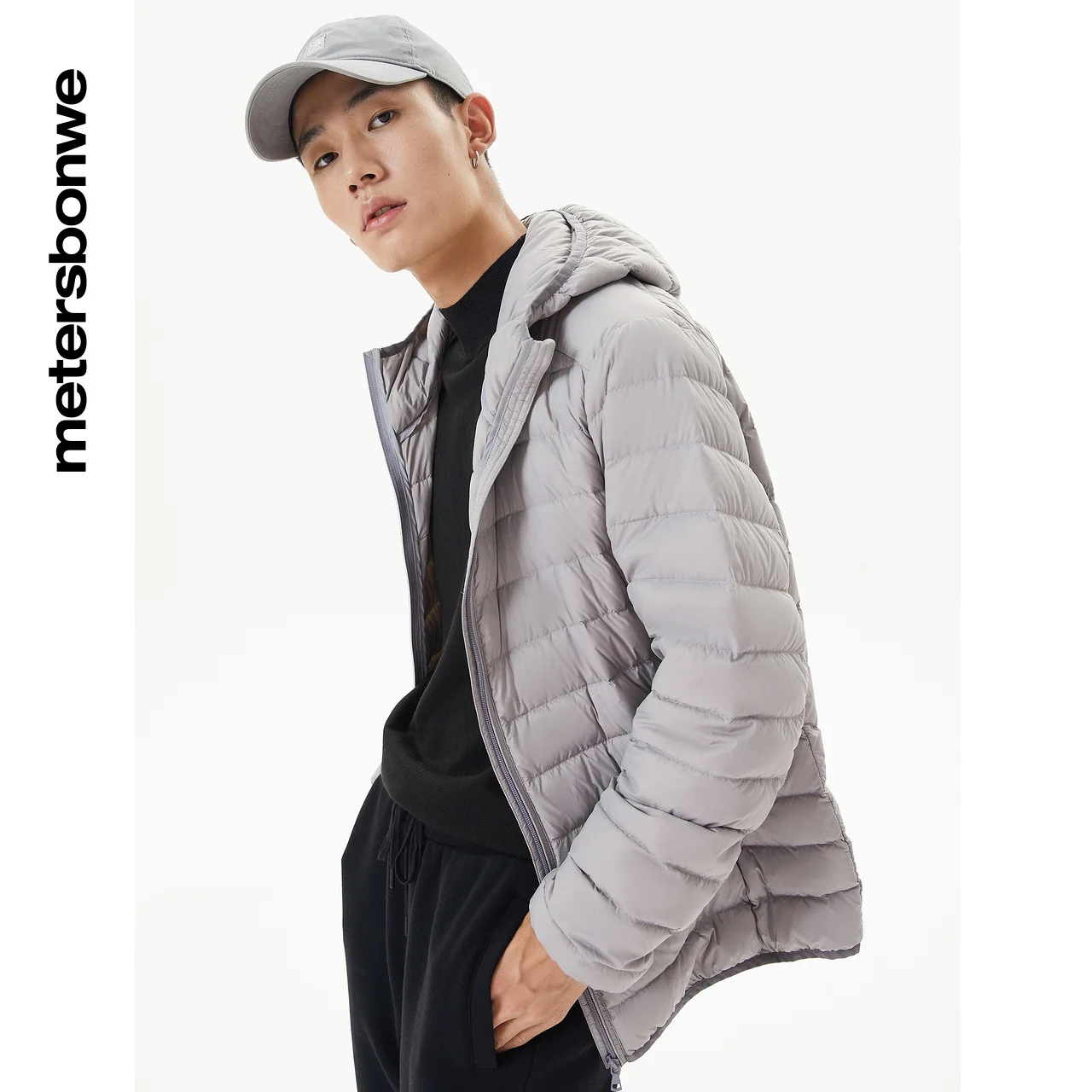 Metersbonwe Men's Solid Color Warm Down Jacket  With Hooded 90%Duck Down Ultra Light Thin Warm Wear Slim Short Winter Down Coat