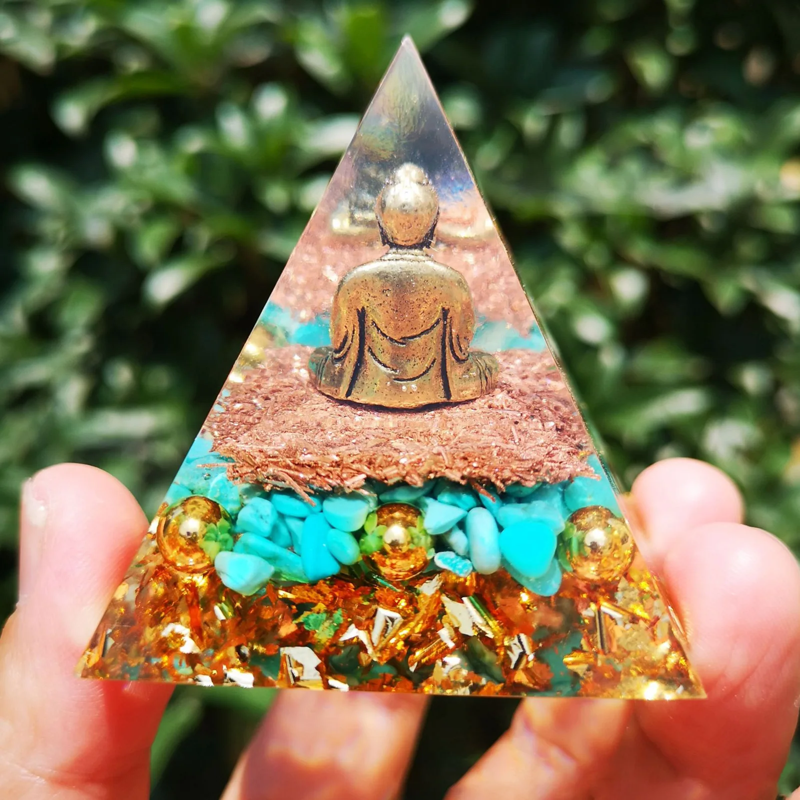 Хрустальная пирамида Будда дизайнерская креативная энергетический камень