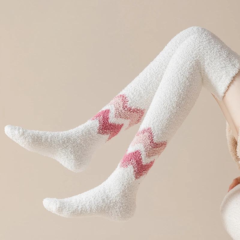 

Coral Velvet Plush Socks Girls Winter Fashion Casual Sweet Plush Thigh Stockings Thick Knee Warm Sleep Long Terry Socks Home