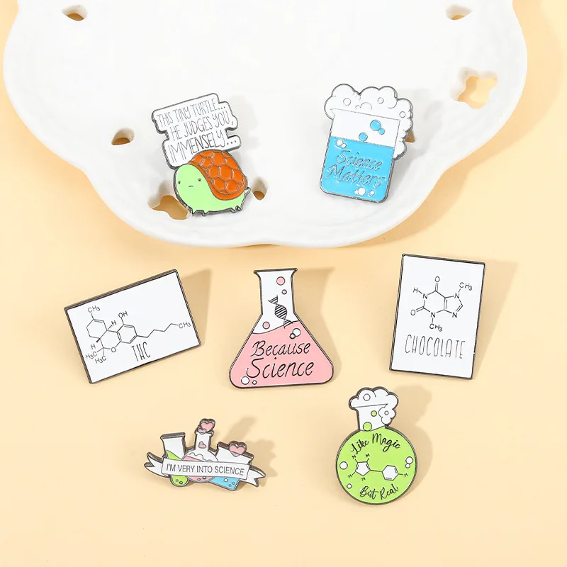 

Creative Experiment Bottle Brooch Science Chemistry Gene Chain Beaker Metal Badge Accessories Funny Gifts for Kids Friends