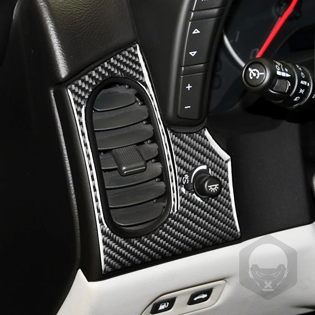 

2Pcs Carbon Fiber Side Air Conditioning Vent Outlet Interior Cover Trim Sticker For Corvette C6 2005-07 Car Decoration Sticker