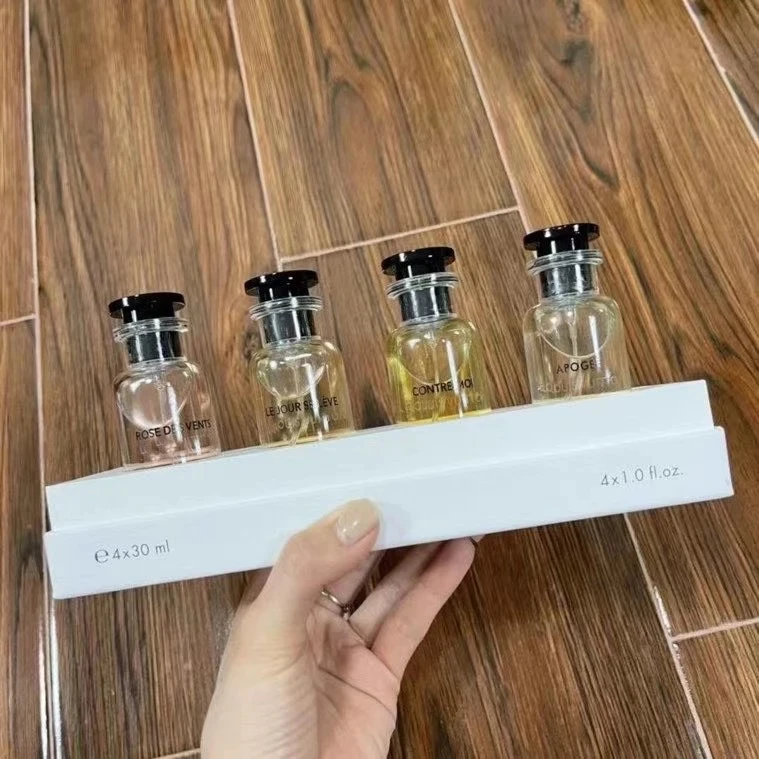 

New Date Brand High Quality Men Women Perfume Spary 4pcs Sets