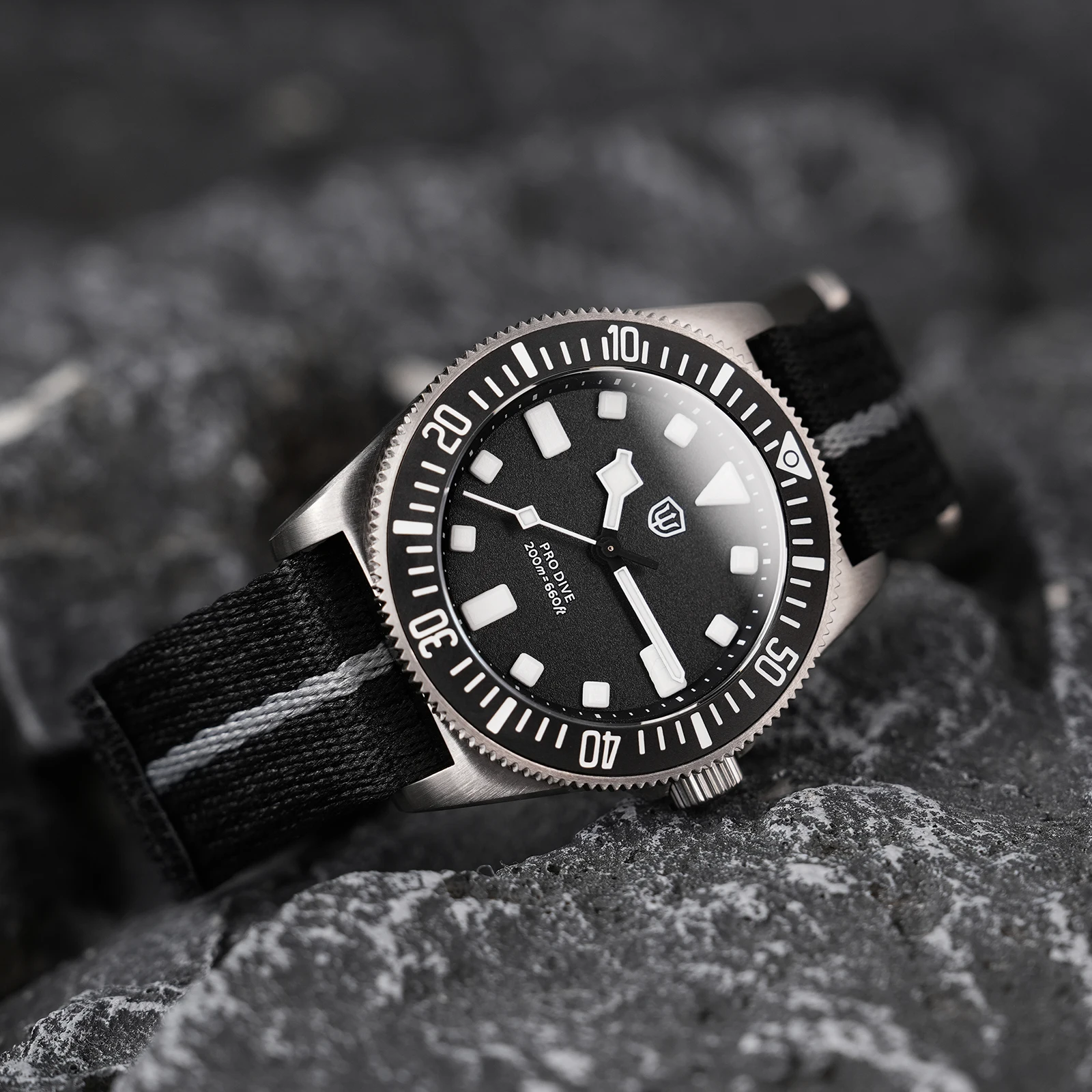 Фото Watchdives EXD 38 мм винтажные часы VH31 с секундным механизмом с сапфировым стеклом BGW9 светящиеся 20 бар водонепроницаемые титановые часы мужские №3
